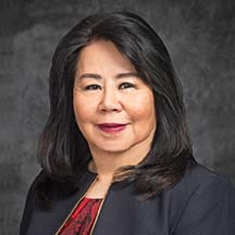 Josette Hewitt, CFP®, AAMS, AWMA joined Mercer Advisors as a result of the acquisition of AL Hewitt.